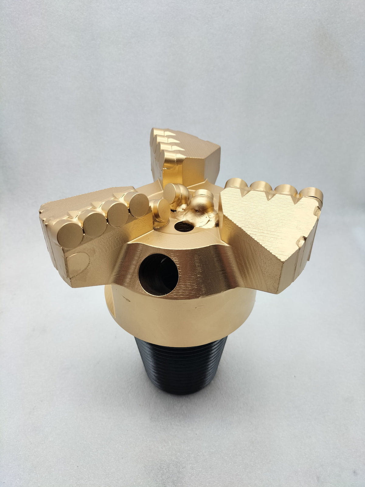 4-wing spiral arc profile PDC drill bit - image 4