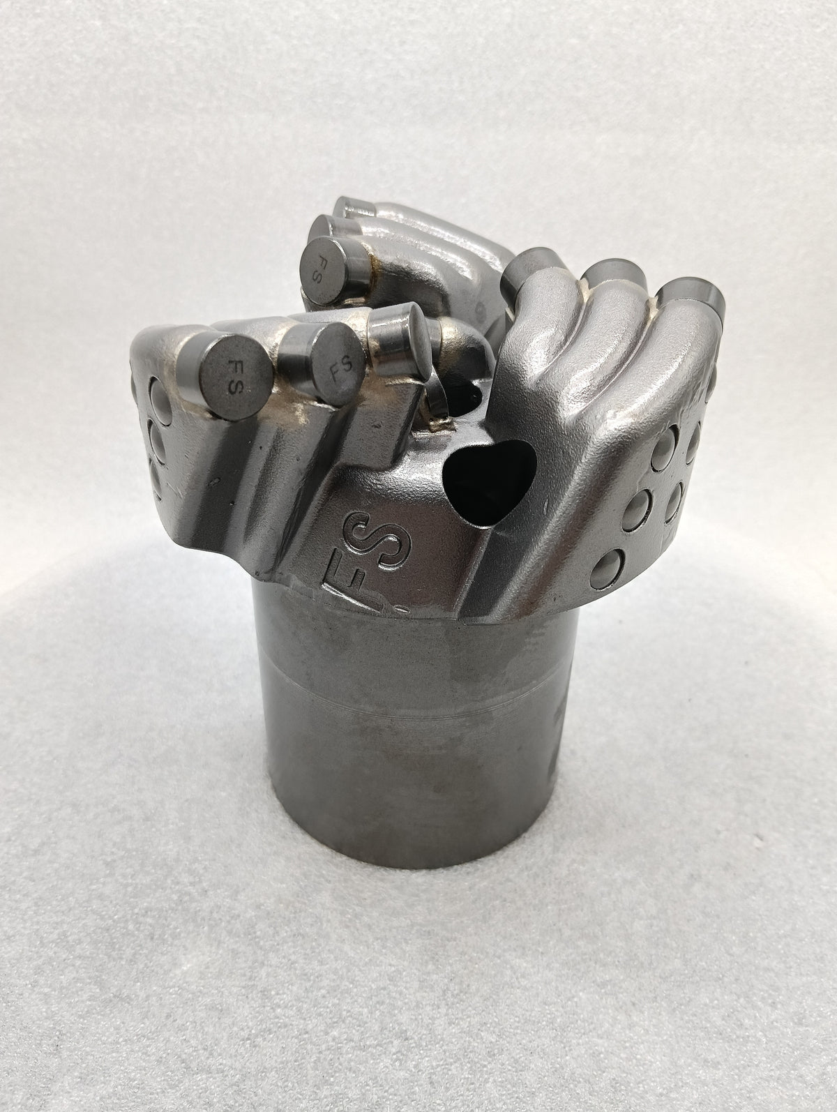 4-wing spiral concave PDC drill bit - image 3