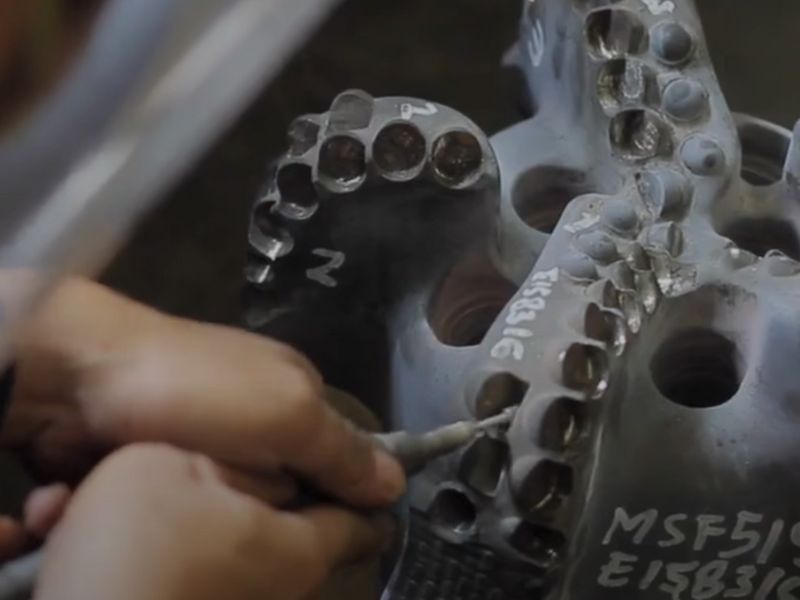 Maintenance and Selection of PDC Drill Bits | Drilling Technology, Li ...