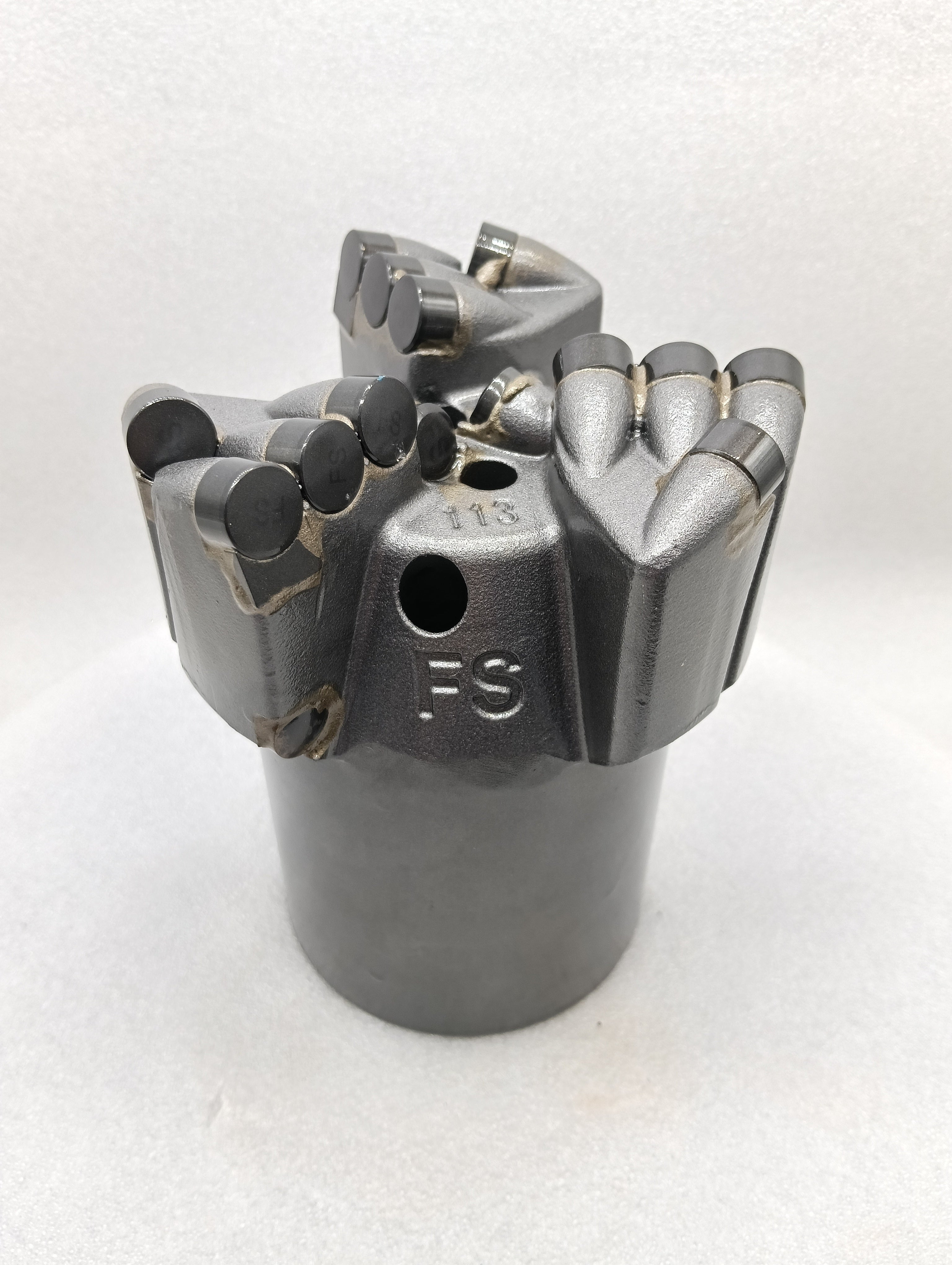 4-wing spiral concave PDC drill bit - image 2