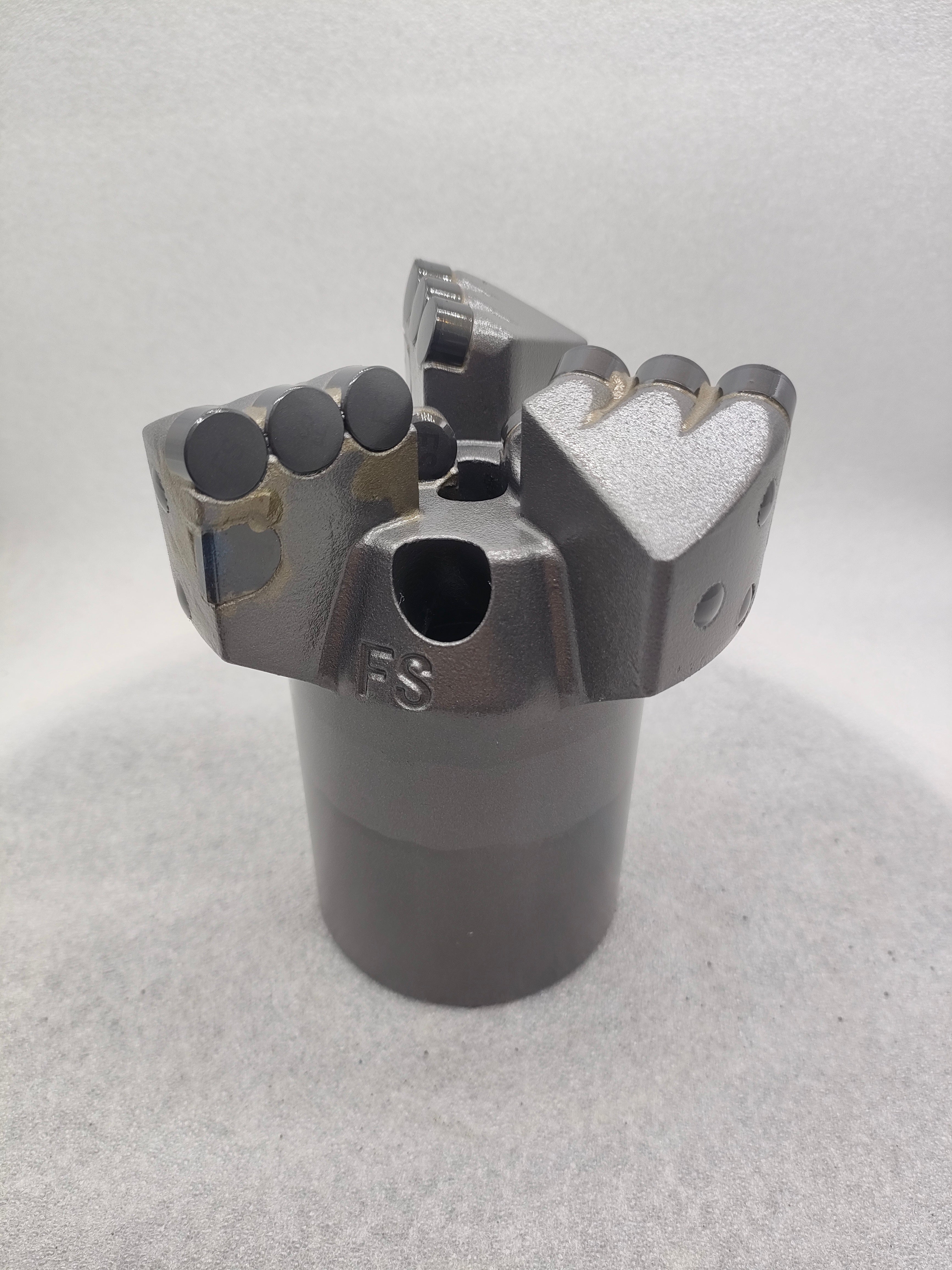4-wing spiral concave PDC drill bit - image 6